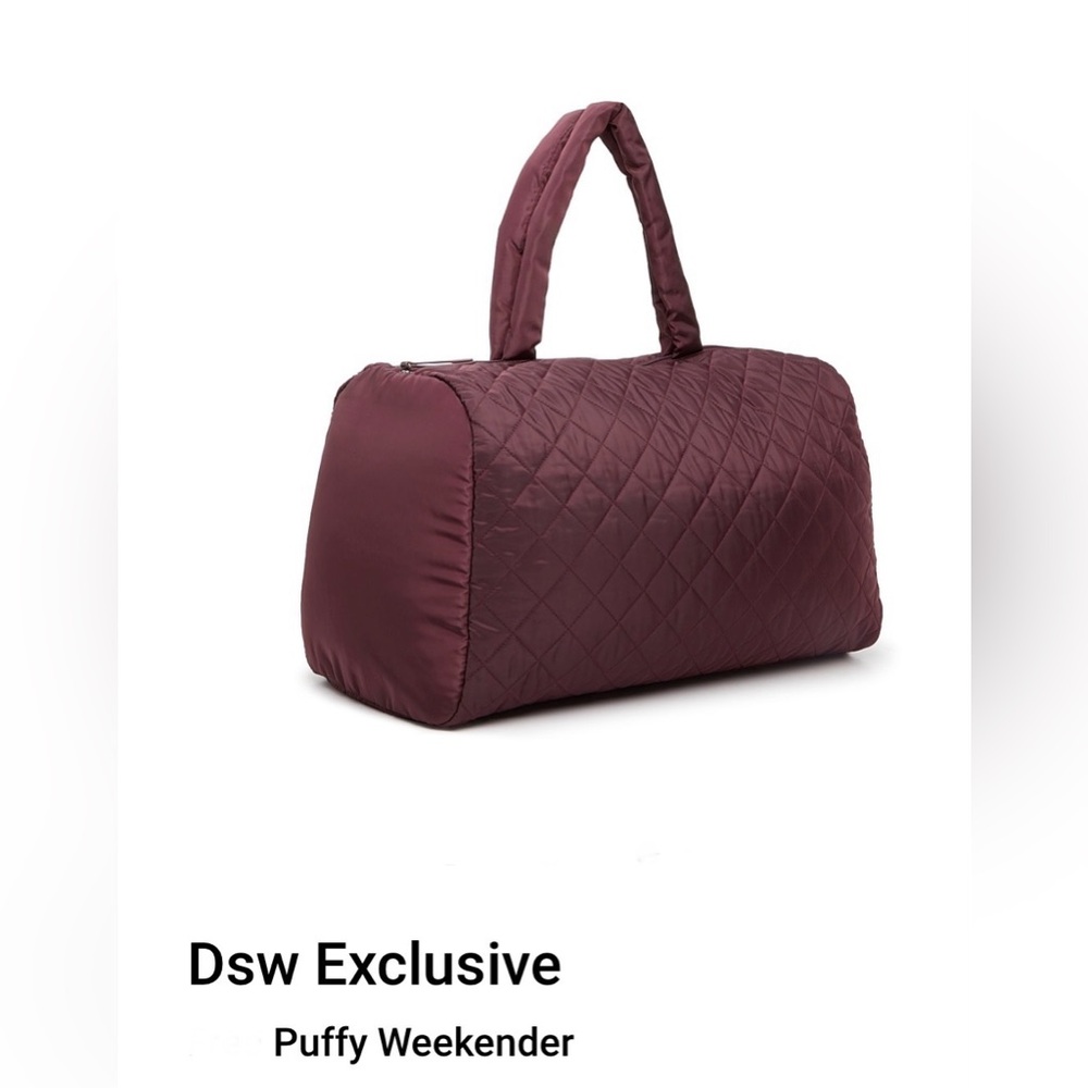 DSW Puffy Weekender Bag 🎉 HOST PICK 🎉